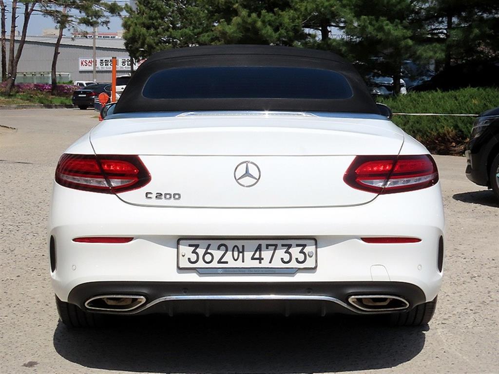 Mercedes Benz C Class - Vista 4