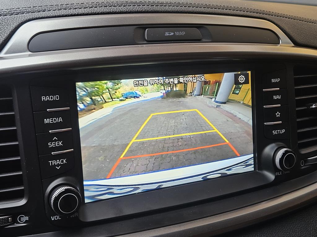 KIA Sorento - Vista 9