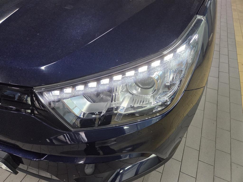 Ssangyong Tivoli - Vista 9