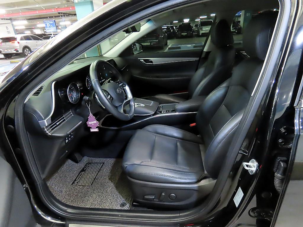 HYUNDAI Grandeur - Vista 6