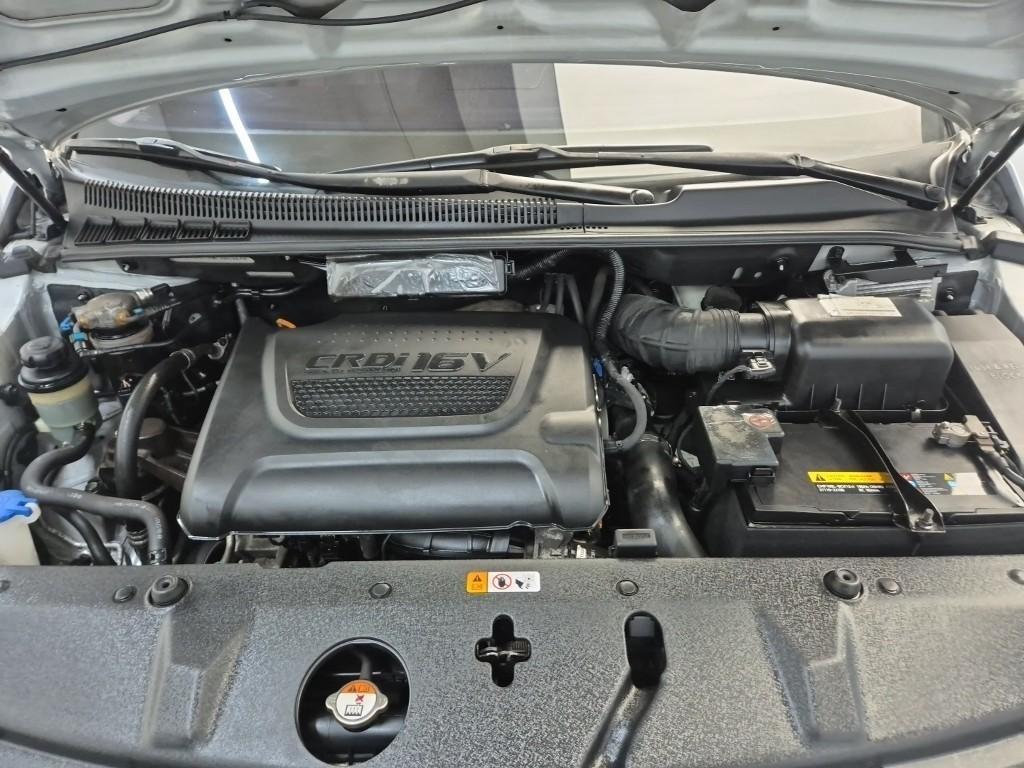 KIA Carnival - Vista 5