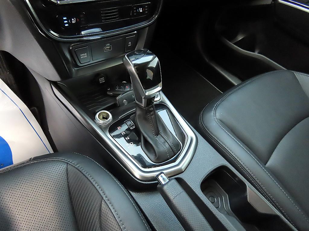 Ssangyong Tivoli - Vista 10