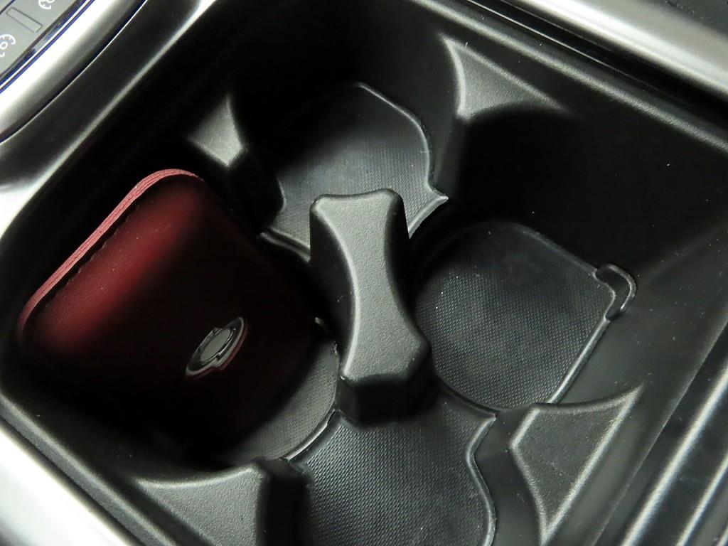 SAMSUNG QM6 - Vista 11