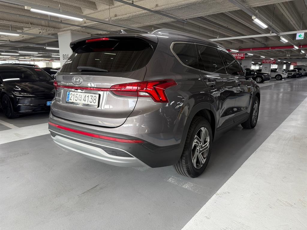 HYUNDAI Santa Fe - Vista 6