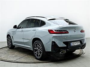 BMW X4 - Vista 8