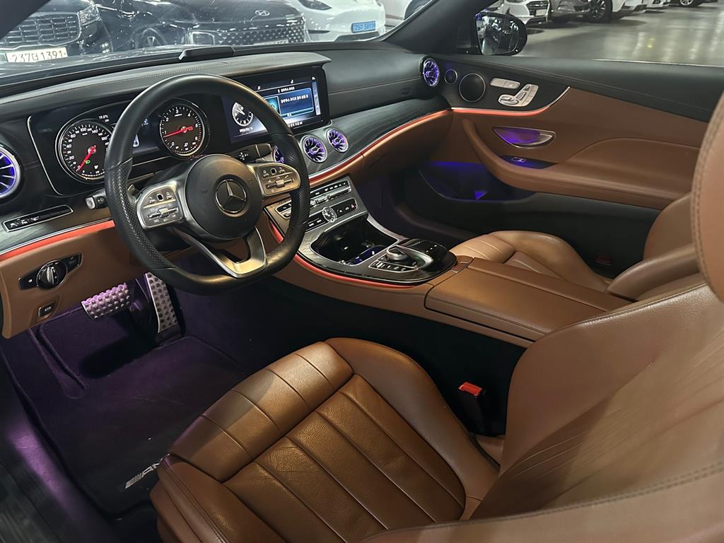 Mercedes Benz E class - Vista 5