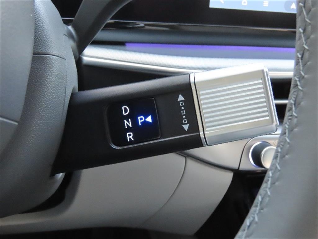 HYUNDAI Grandeur - Vista 11