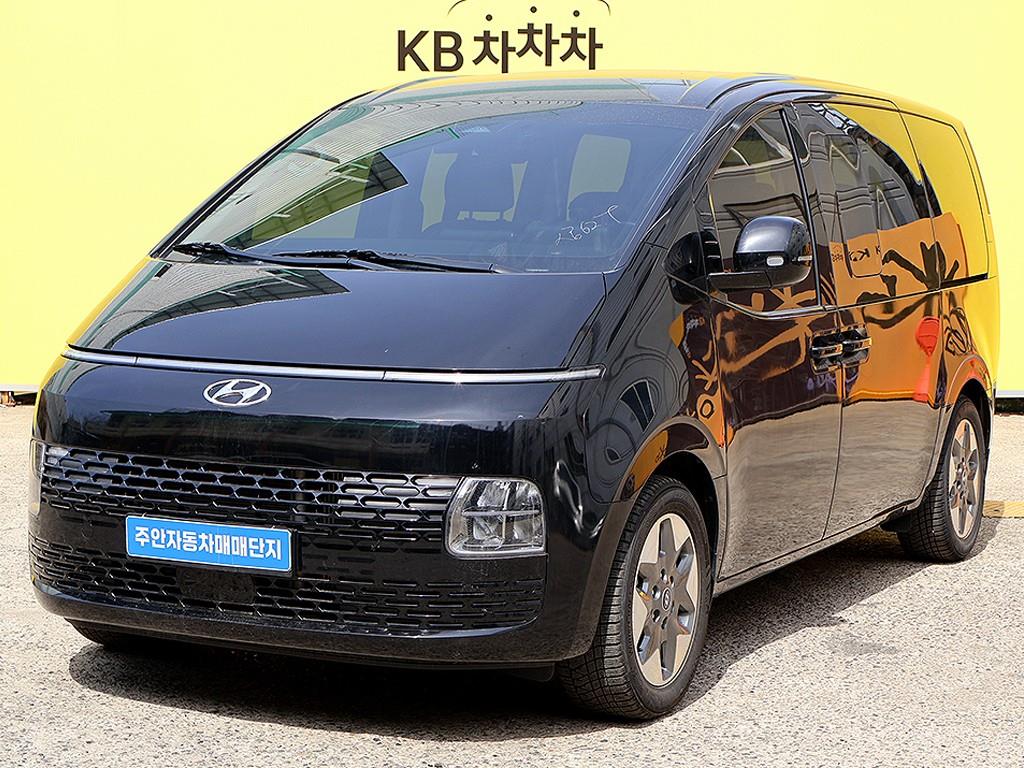 HYUNDAI Staria - Vista 3
