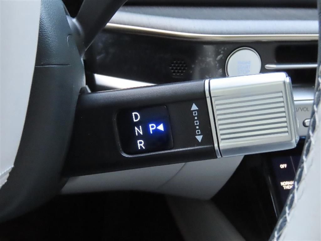 HYUNDAI Grandeur - Vista 11