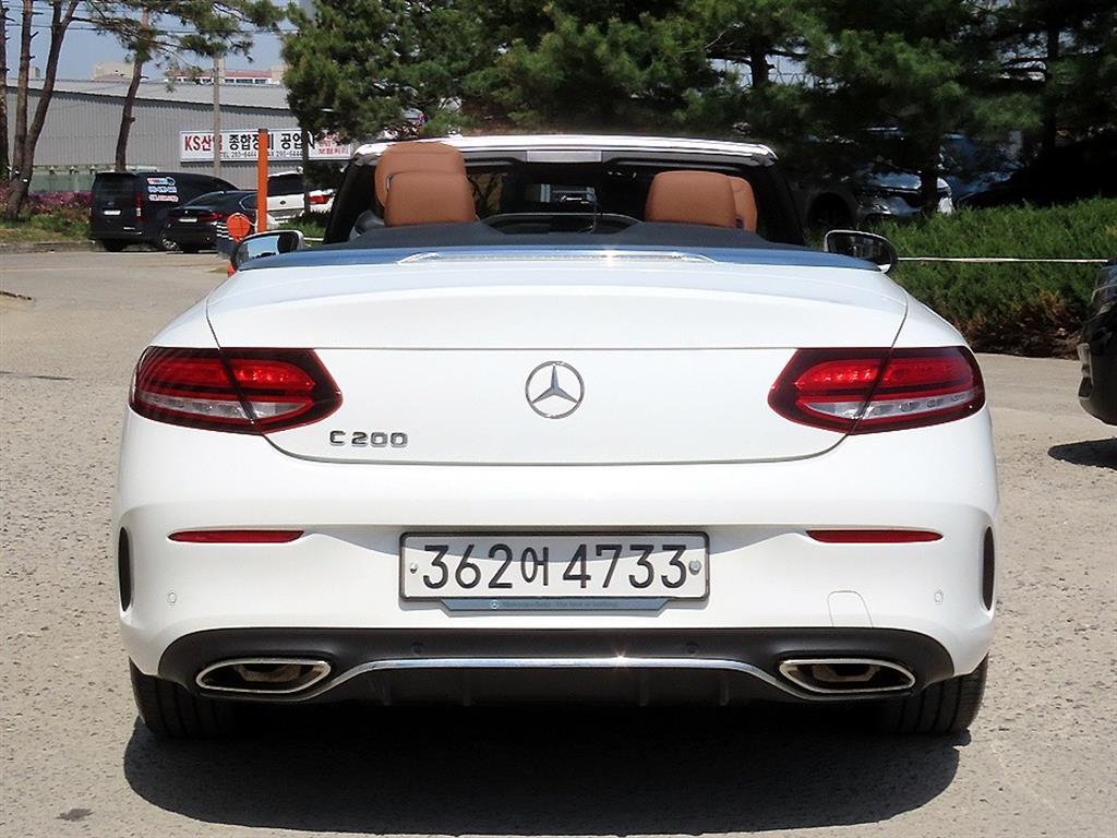 Mercedes Benz C Class - Vista 8