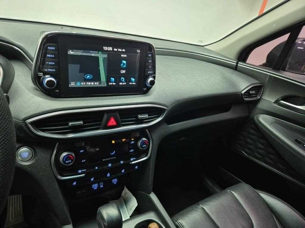 HYUNDAI Santa Fe - Vista 10