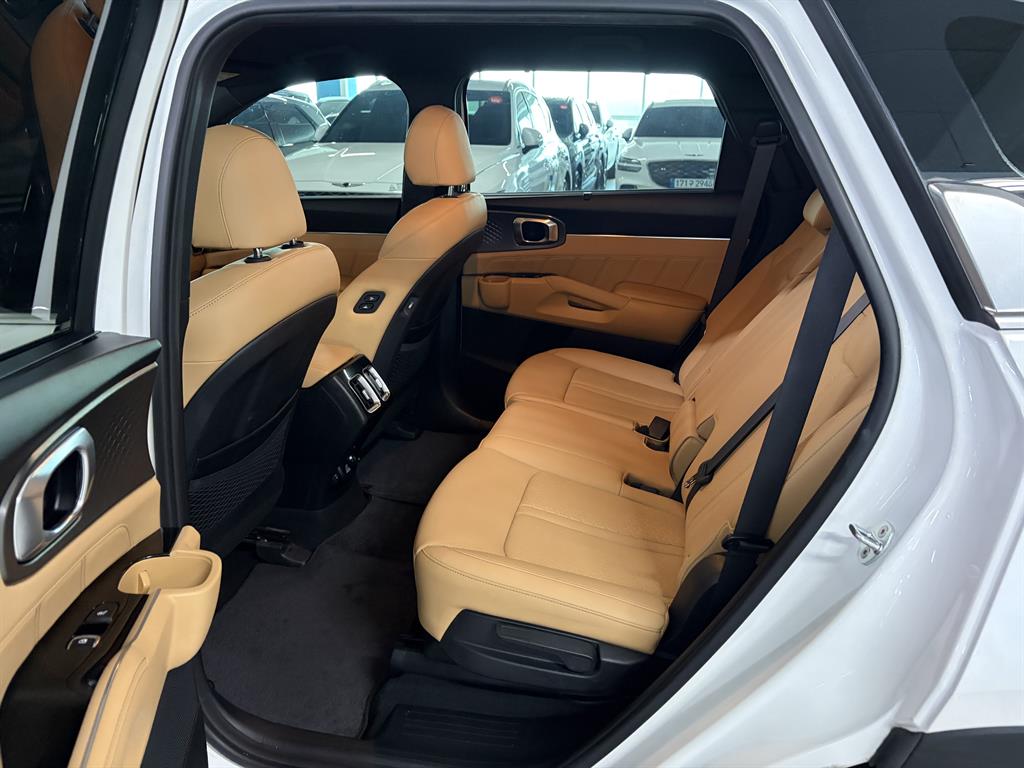 KIA Sorento - Vista 11