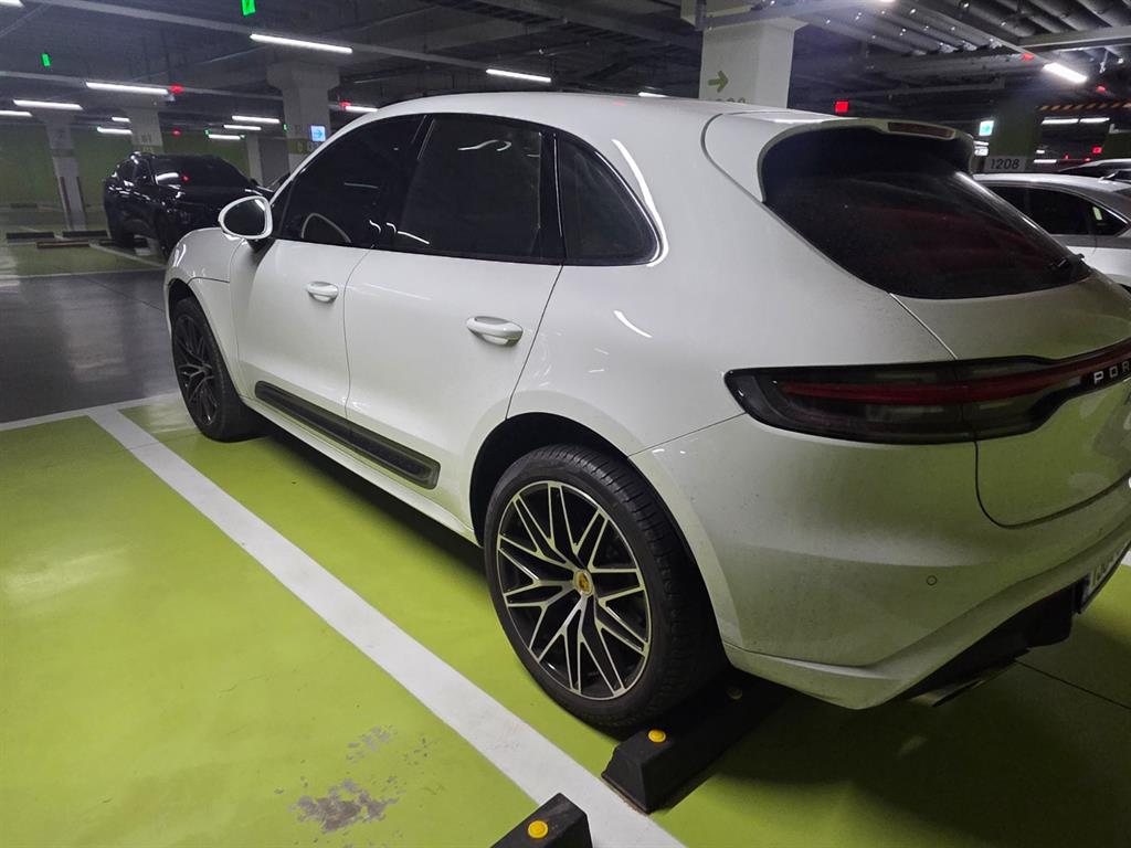 Porsche Macan - Vista 6