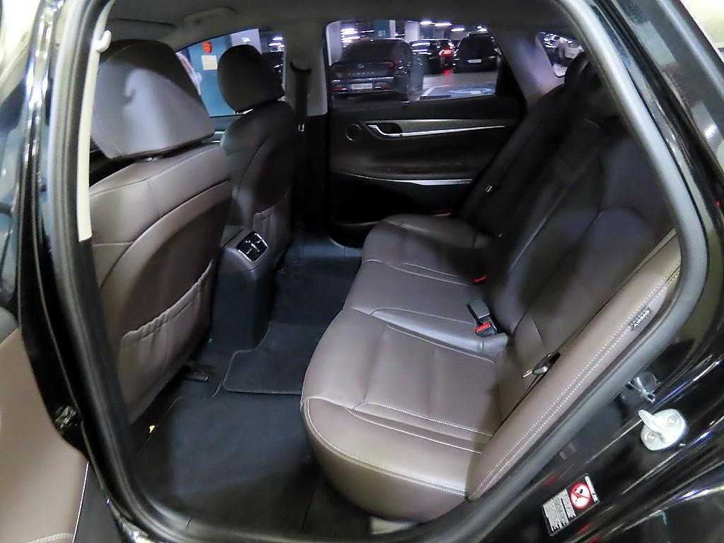 HYUNDAI Grandeur - Vista 7