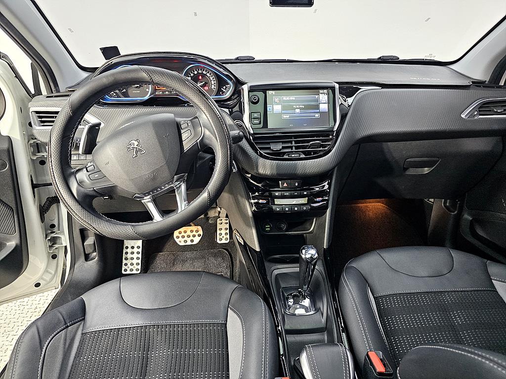 Peugeot 2008 - Vista 5