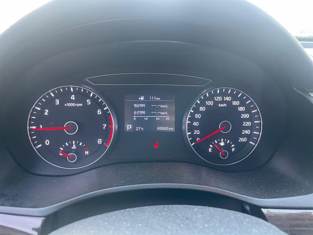 KIA K7 - Vista 7