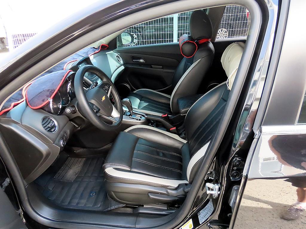 Chevrolet Cruise - Vista 5