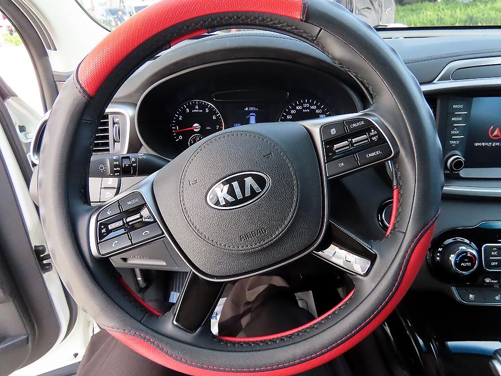 KIA Sorento - Vista 8