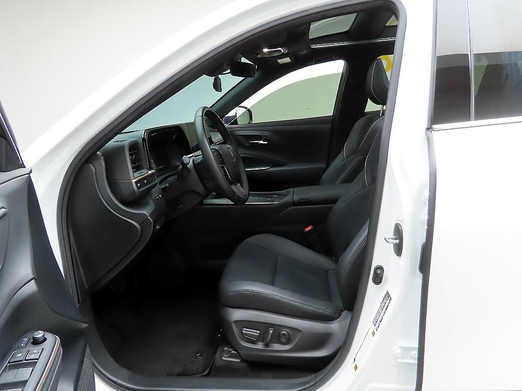 Toyota Crown 2023 Blanco - Importación desde Corea - HF Imports Iquique - Foto 13