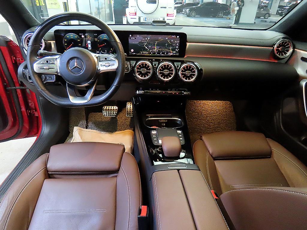 Mercedes Benz CLA Class - Vista 10
