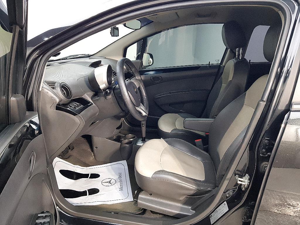 Chevrolet Spark - Vista 8