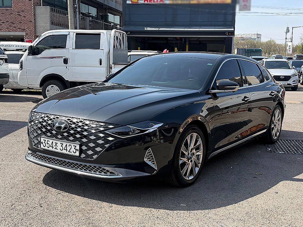 HYUNDAI Grandeur - Vista 2