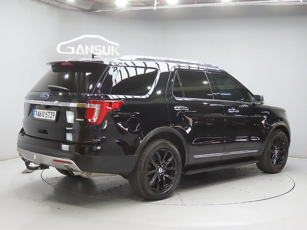 Ford Explorer - Vista 7