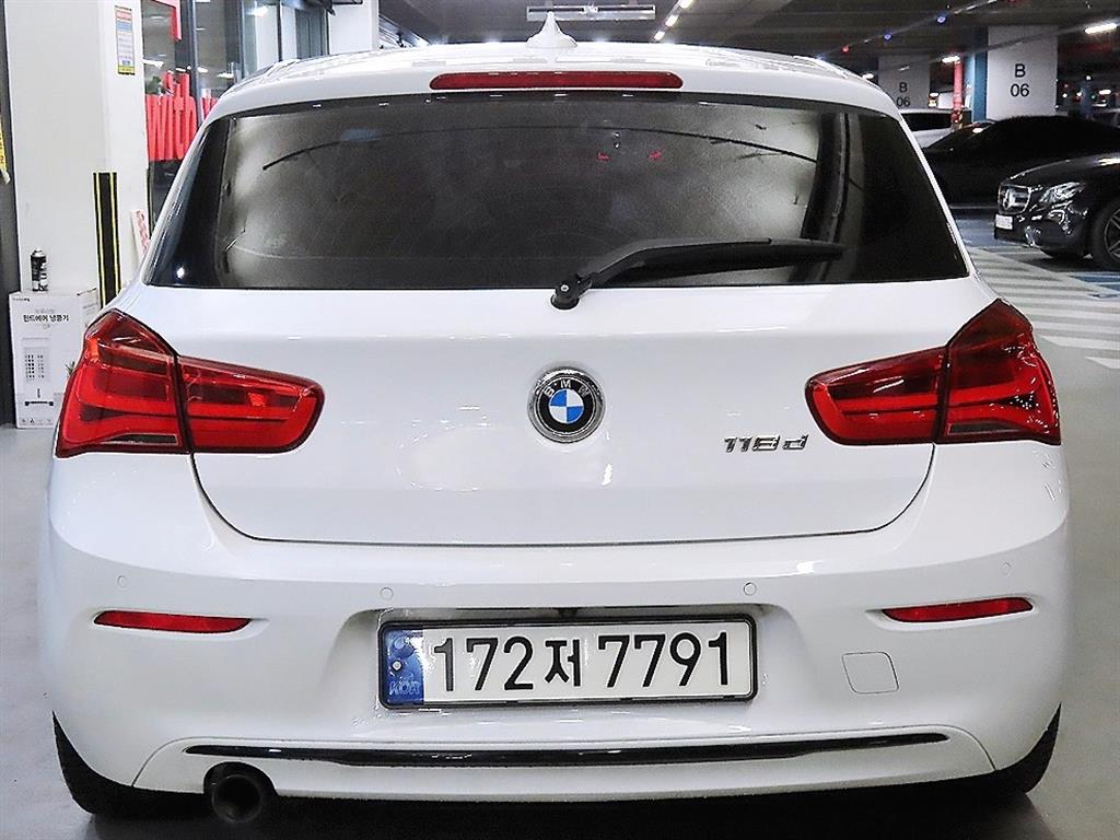 BMW 1 series - Vista 5