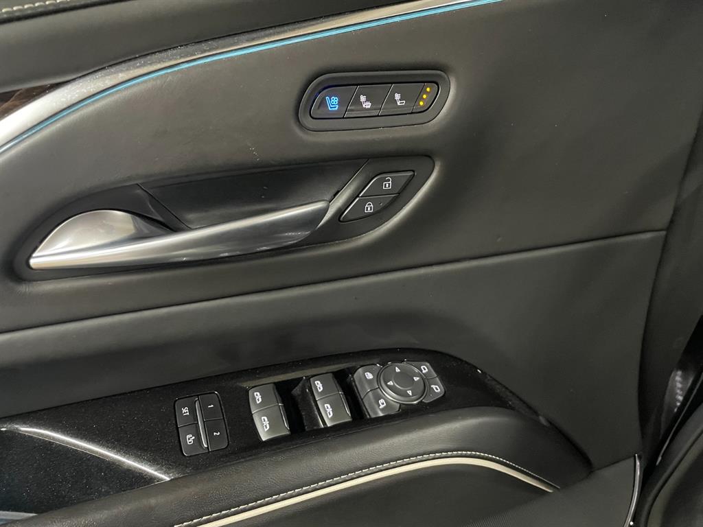 Cadillac Escalade - Vista 12