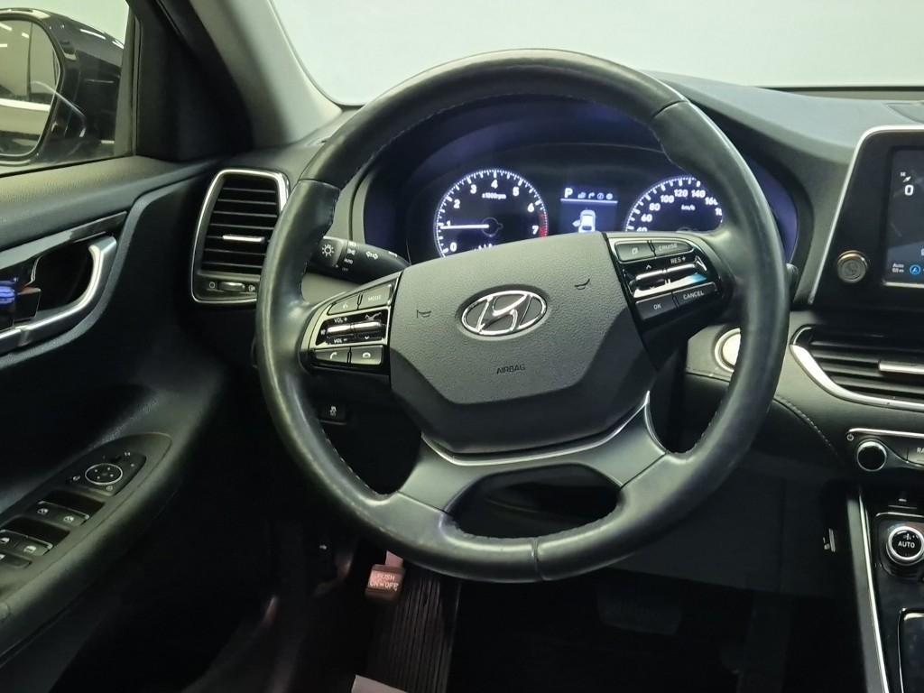 HYUNDAI Grandeur - Vista 9