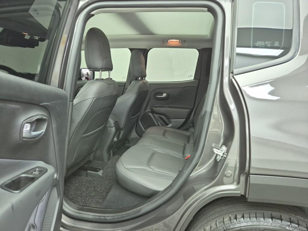 Jeep Renegade - Vista 12