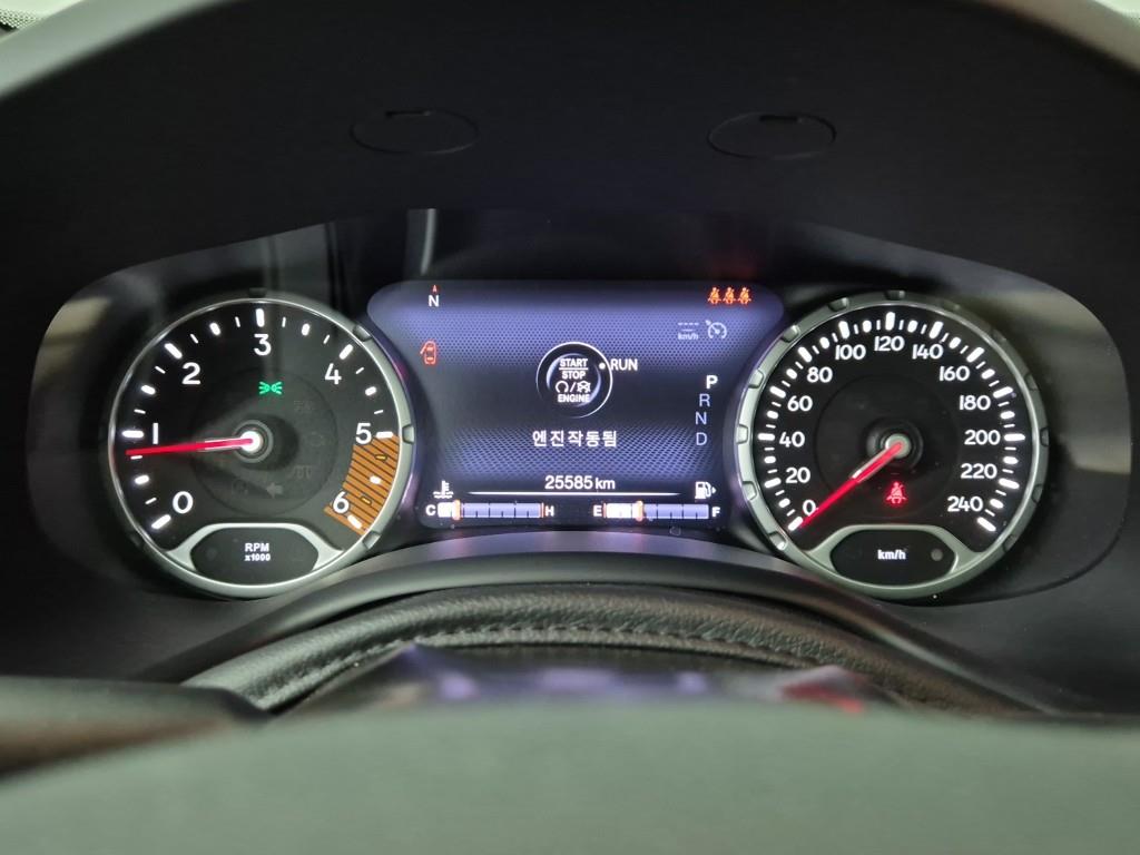 Jeep Renegade - Vista 7