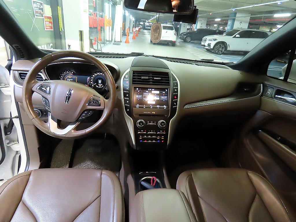 Lincoln MKC - Vista 10