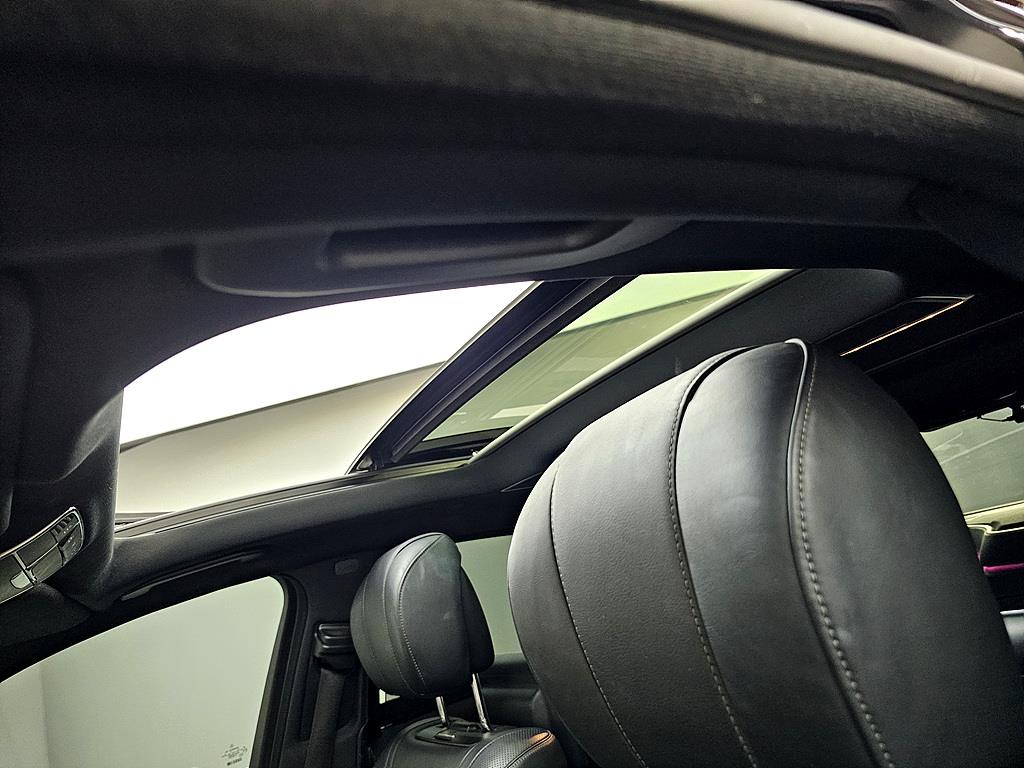 Mercedes Benz S Class - Vista 12