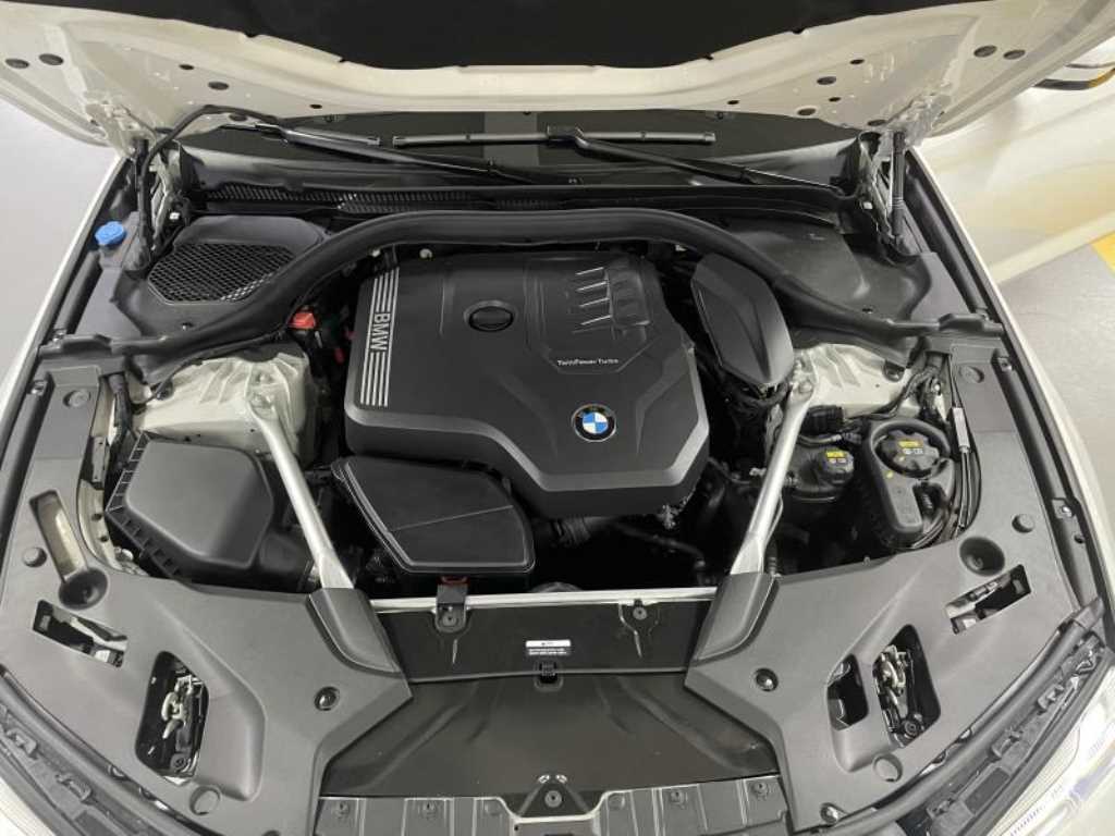 BMW 5 Series - Vista 6