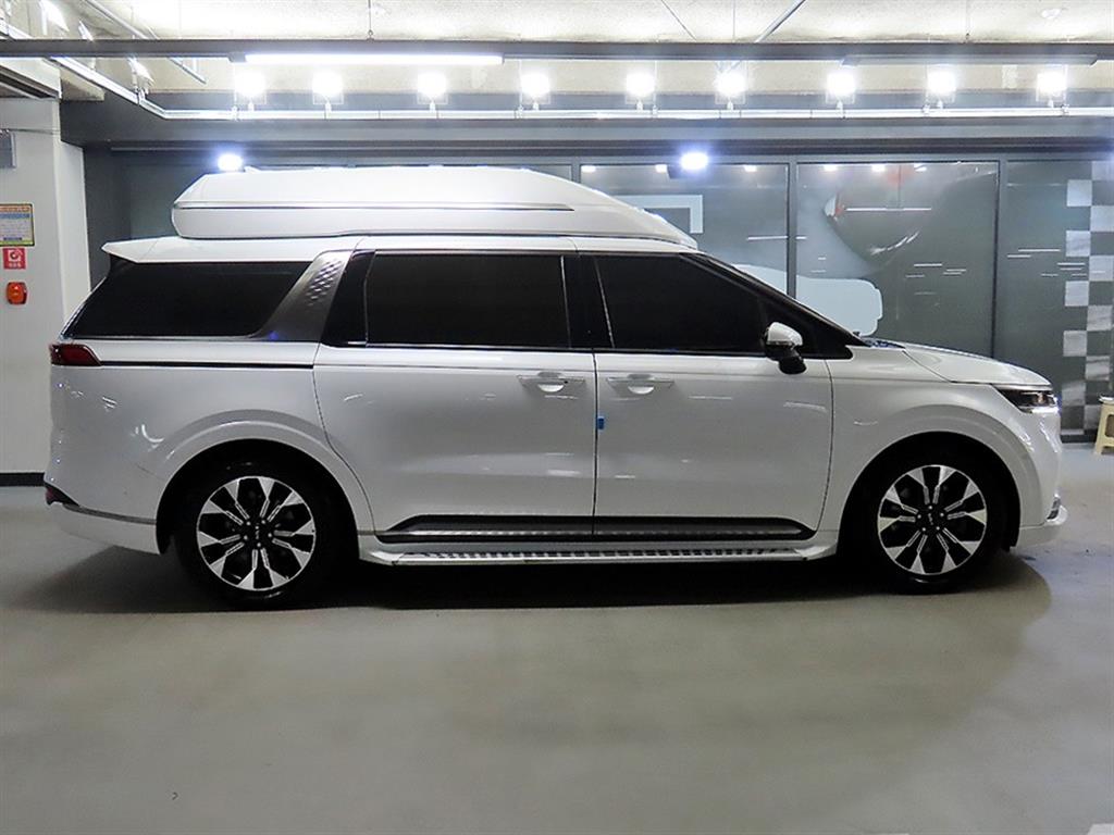 KIA Carnival - Vista 3
