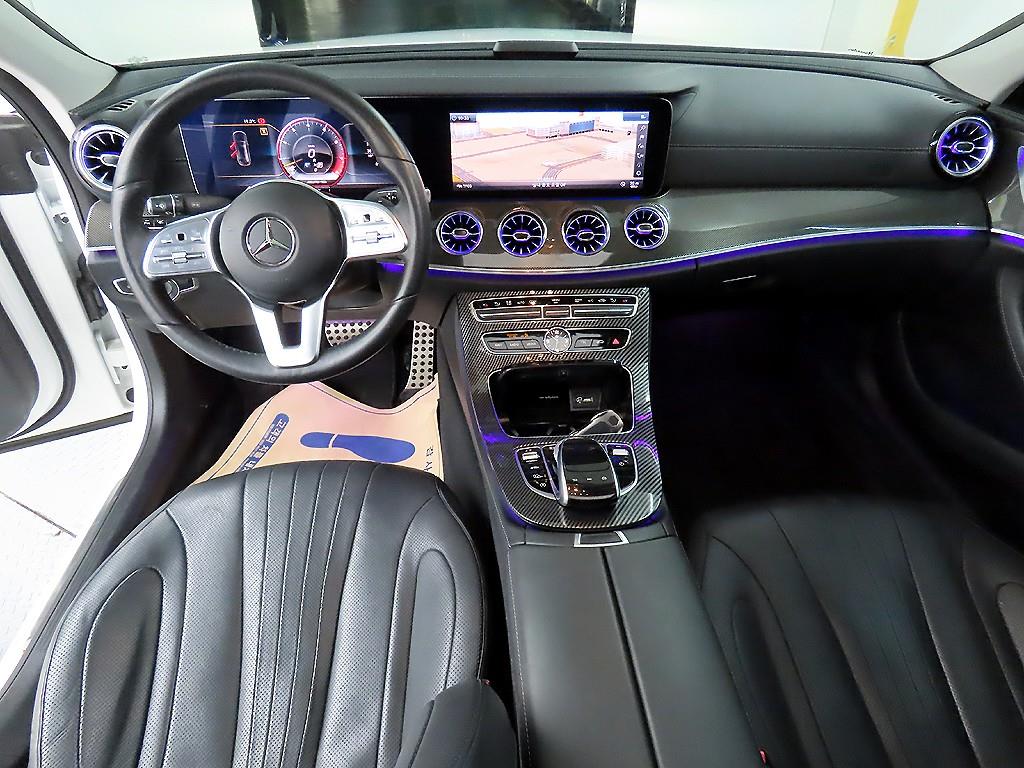 Mercedes Benz CLS Class - Vista 7