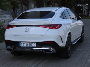 Mercedes Benz GLC Class - Vista 6