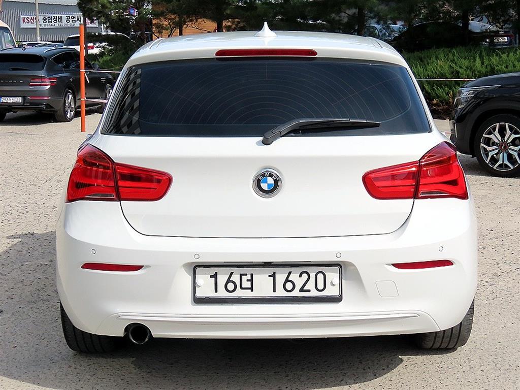 BMW 1 series - Vista 4