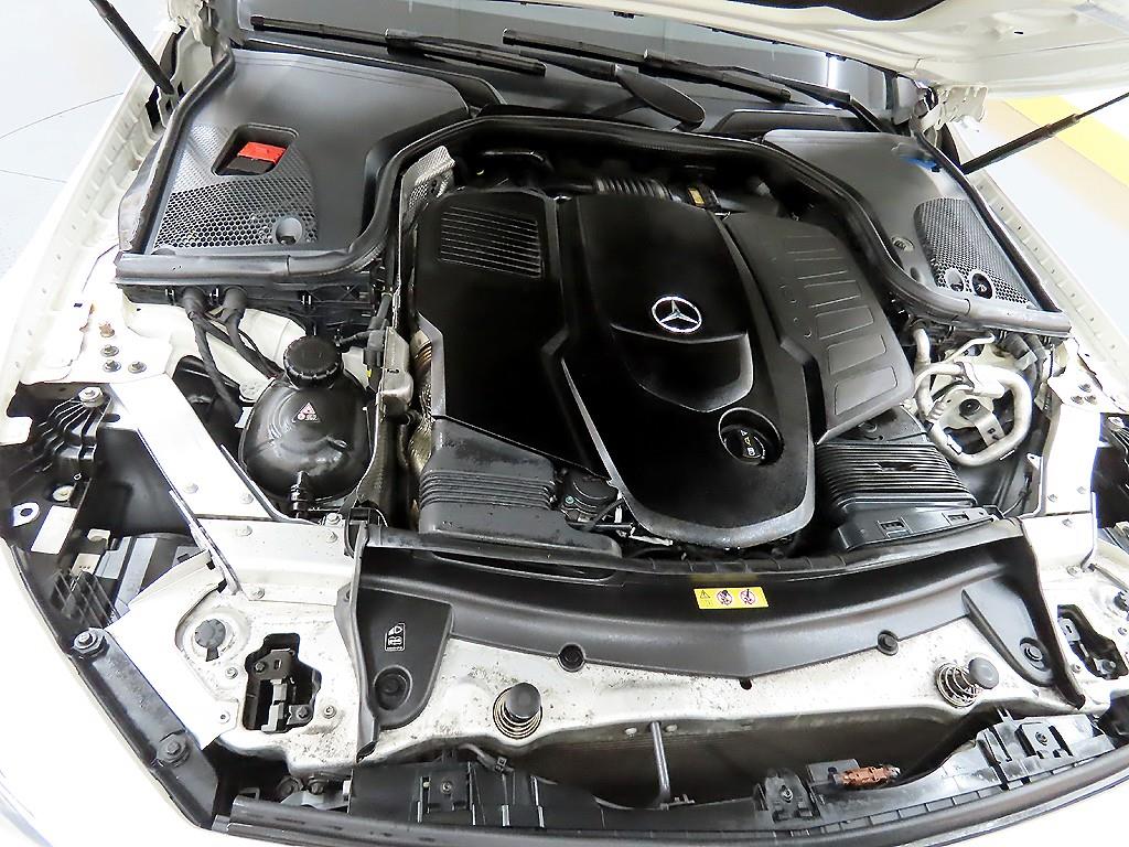Mercedes Benz CLS Class 2019 Blanco - Importación desde Corea - HF Imports Iquique - Foto 19