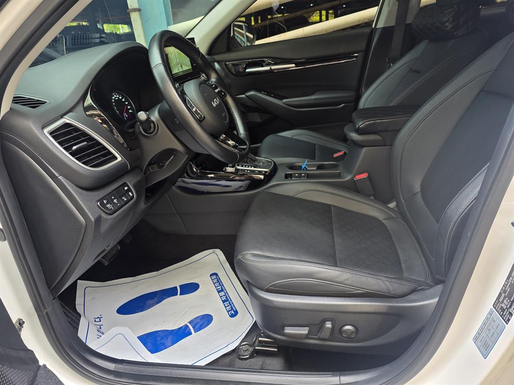 KIA Seltos 2023 Blanco - Importación desde Corea - HF Imports Iquique - Foto 15