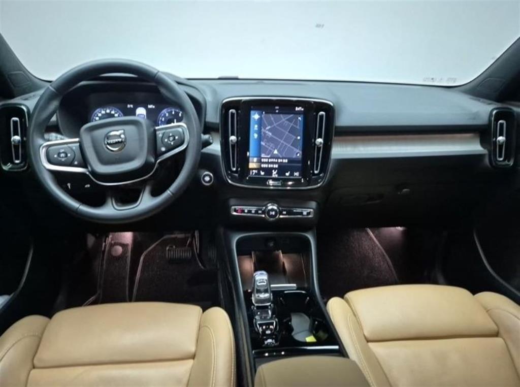 Volvo XC40 - Vista 7