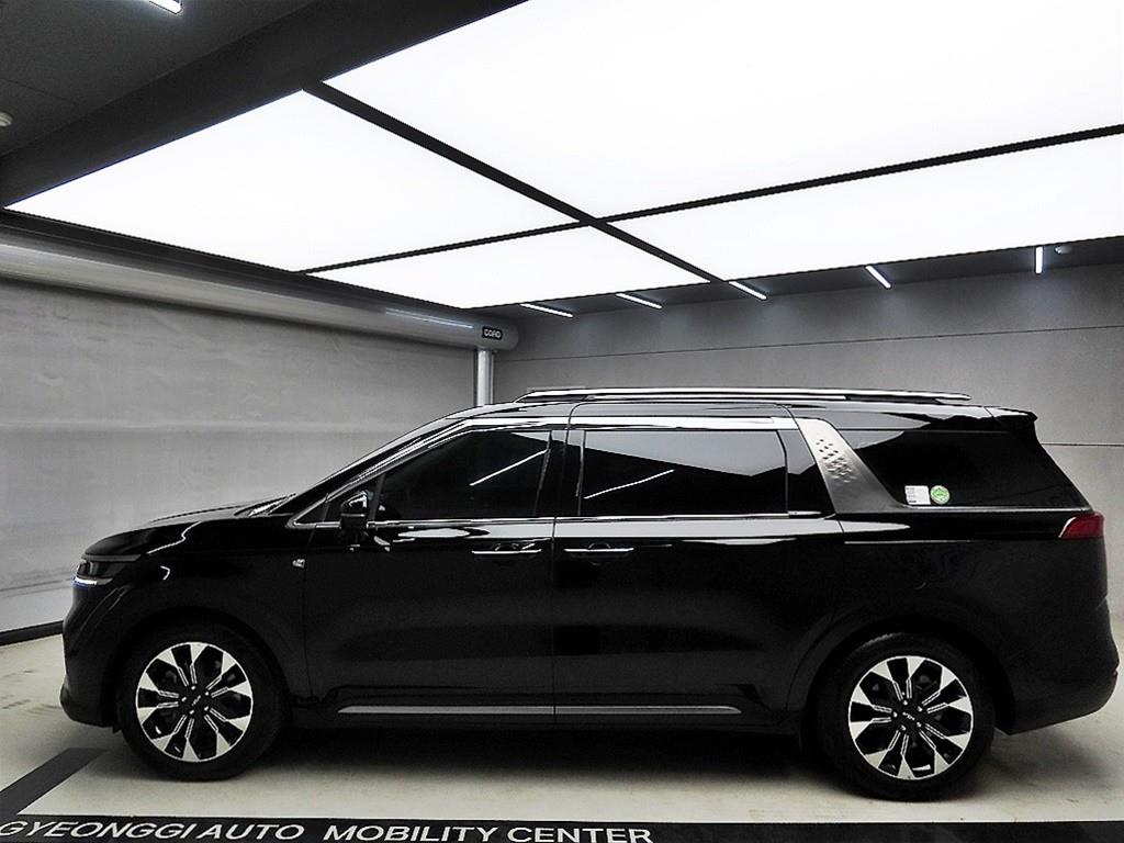 KIA Carnival - Vista 4