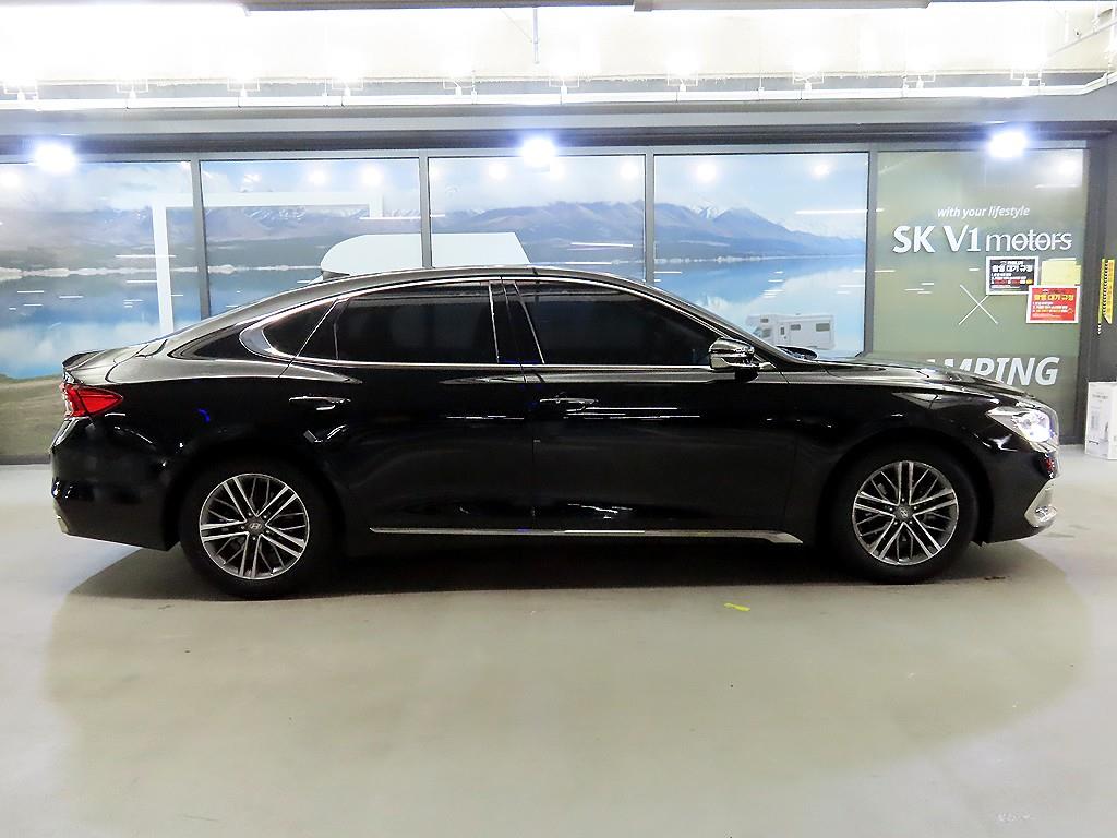 HYUNDAI Grandeur - Vista 3
