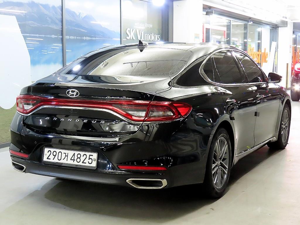HYUNDAI Grandeur - Vista 4