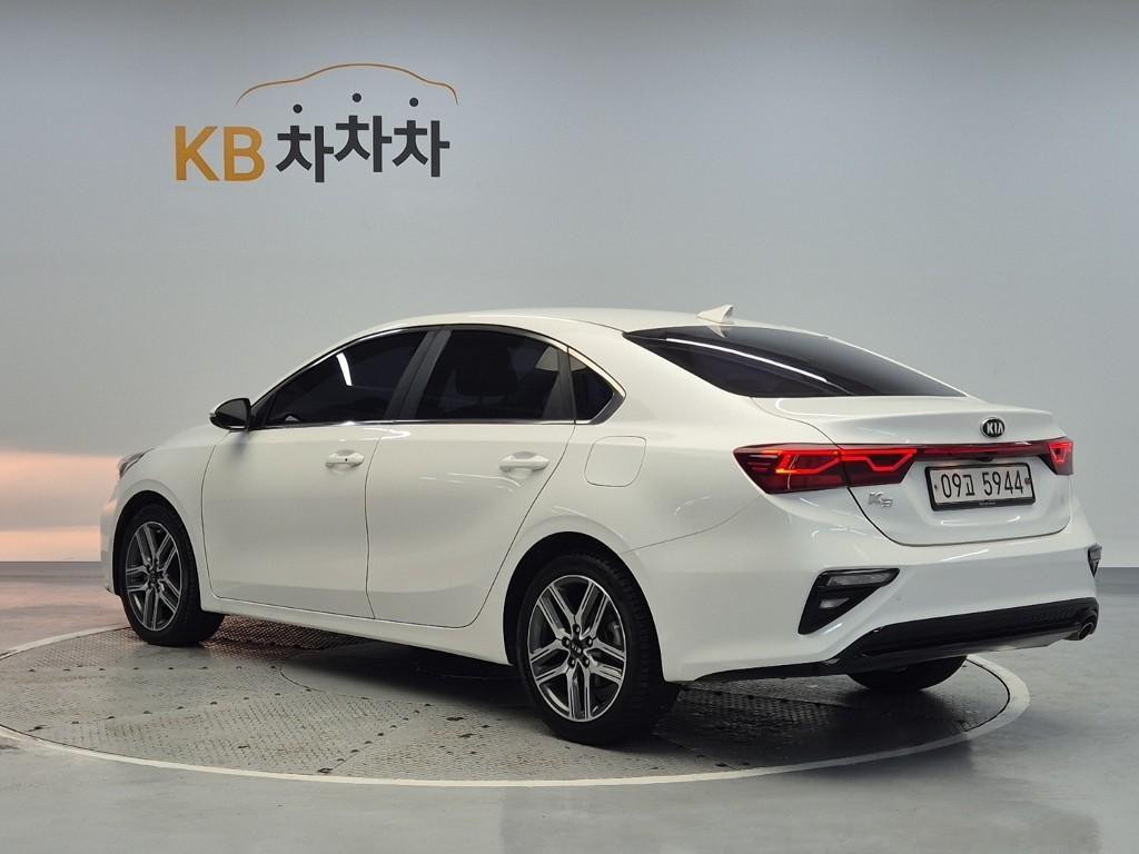 KIA K3 - Vista 2
