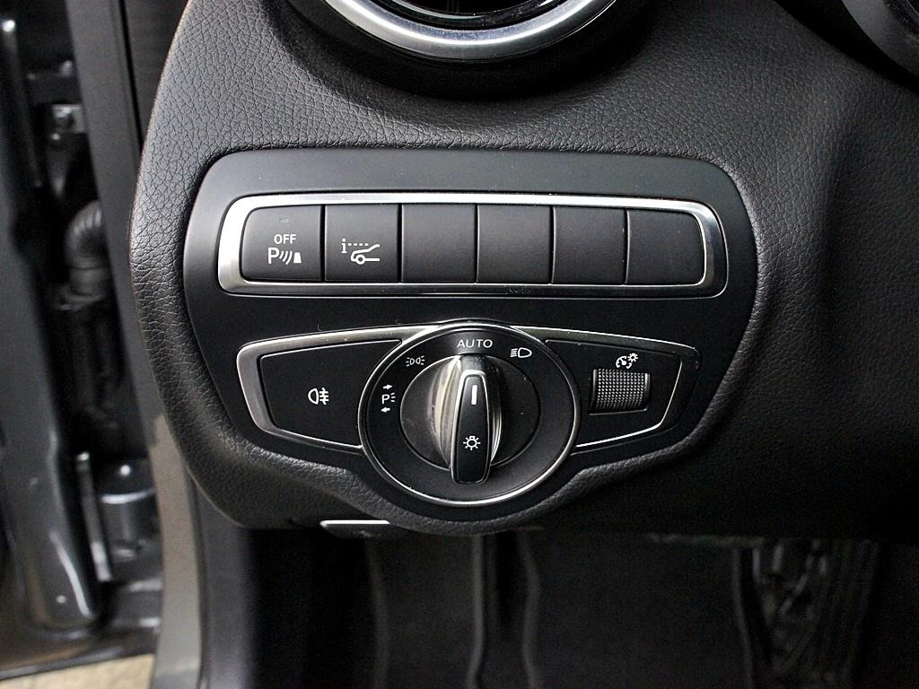 Mercedes Benz C Class 2018 Gris - Importación desde Corea - HF Imports Iquique - Foto 13