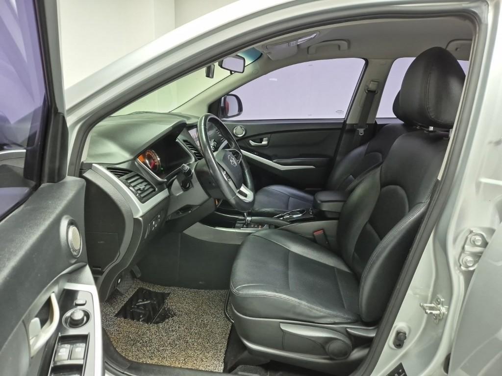 Ssangyong Korando - Vista 11