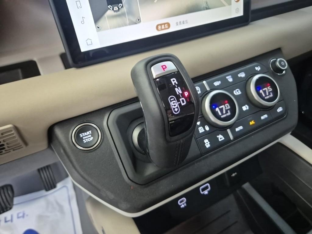 Land Rover Defender - Vista 11