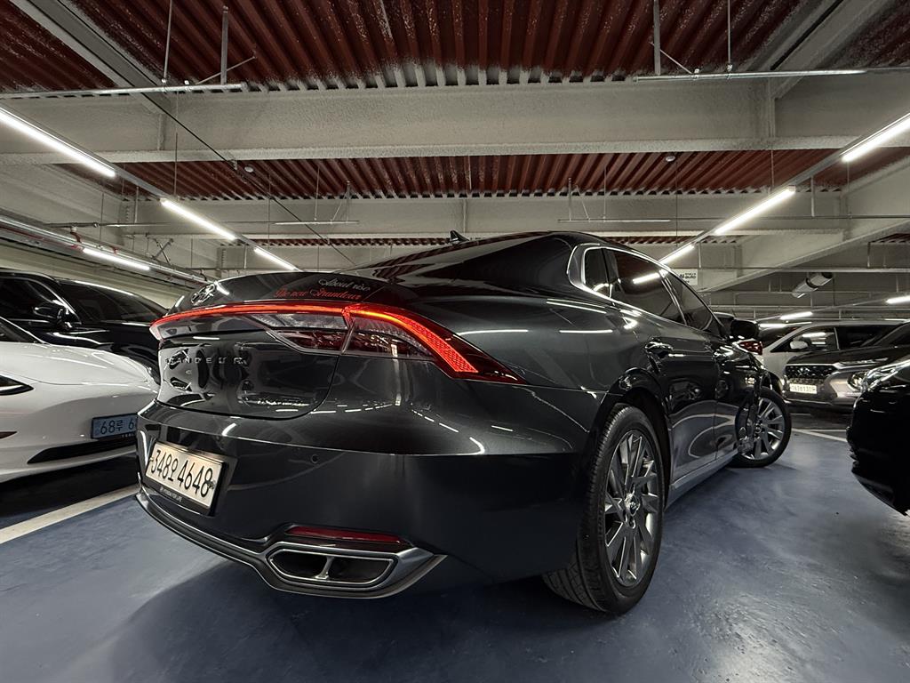 HYUNDAI Grandeur - Vista 3